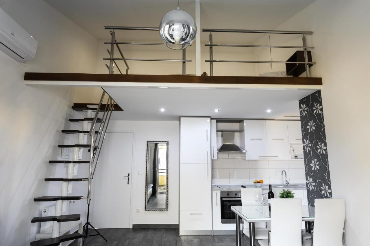 Apartments Blatancic 沃迪切 外观 照片
