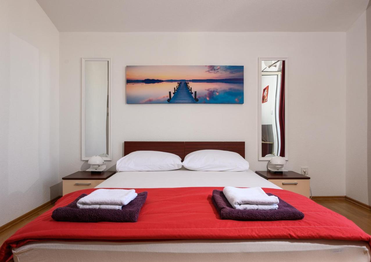 Apartments Blatancic 沃迪切 外观 照片